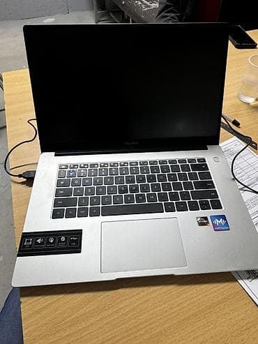 macbook pro 16 m2: HONOR MagicBook (серия) — тонкий металлический ноутбук с экраном — 1