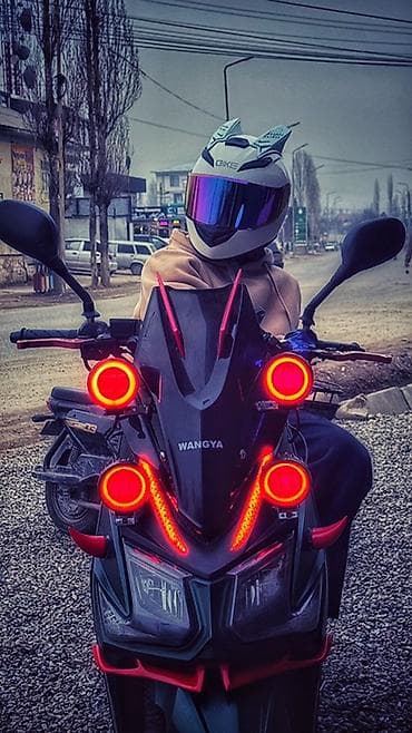 гидроскутер водный цена: Скутер Wangya спортивного стиля с доработками освещения и практичным — 8