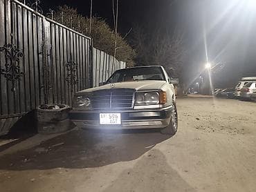 стекло на фару 124: Mercedes-Benz W124: 1988 г., 2.3 л, Автомат, Бензин, Седан — 8