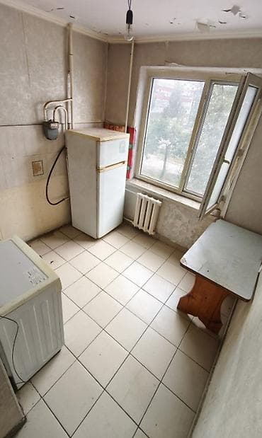 104: Продается 2 комн кв 10 микрорайон 2/4 этаж с лоджией Площадь 43 м2 — 4