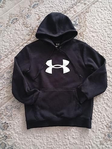 одноразовые шорты для бани: Мужская толстовка, M, Under Armour, Б/у, цвет - Черный, Самовывоз — 1