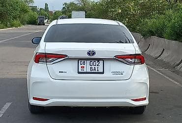 corolla: Toyota Corolla: 2019 г., 1.8 л, Автомат, Гибрид, Седан — 6