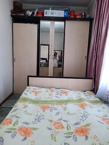 Гарнитуры для зала: Гарнитур мебели для гостиной и спальни. Состав: - Раскладной — 6