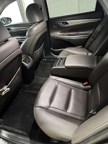 sprinter 4 4: Hyundai Grandeur: 2019 г., 2.4 л, Автомат, Бензин, Седан — 10