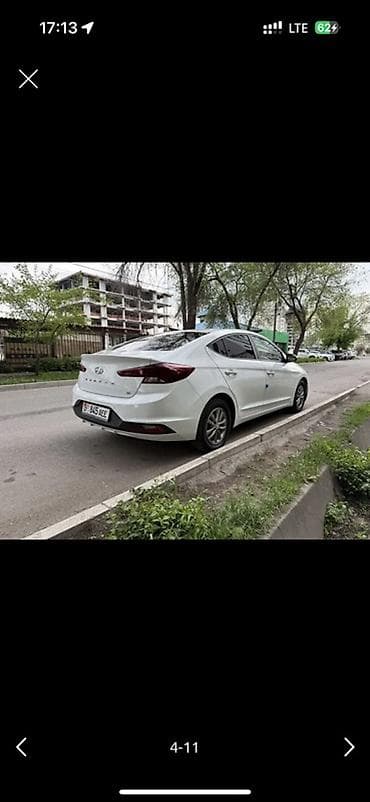 2107 2011: Hyundai Elantra: 1999 г., Седан — 4