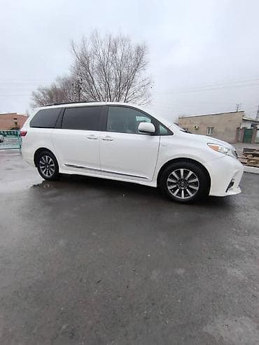 банан водный: Toyota Sienna: 2018 г., 3.5 л, Автомат, Бензин, Минивэн — 4