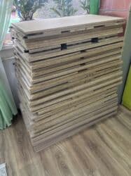 детскую двухъярусную кровать: Двухъярусная детская кровать, Б/у, ЛДСП, цвет - Бежевый — 3