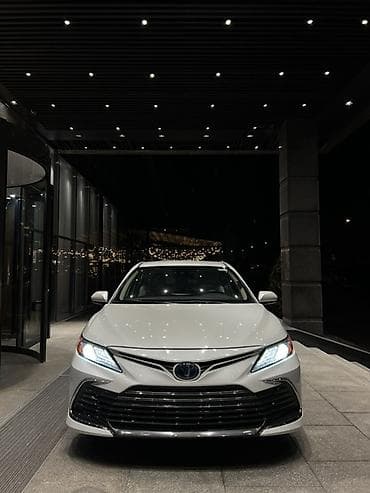 lexus 100: Toyota Camry: 2021 г., 2.5 л, Автомат, Гибрид, Седан — 5