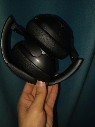 Компьютер жана ноутбук аксессуарлары: Беспроводные накладные наушники с микрофоном состояние почти идеальное — 2