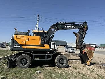 трактор клас: Экскаватор, Hyundai, Колесный — 1