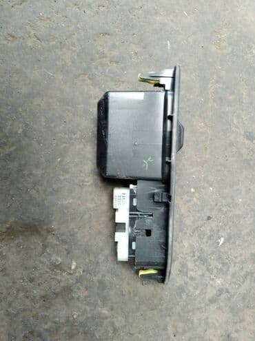 двери жигули: Toyota Windom 30 кнопка двери с пепельницей, Тойота Виндом 30 дверная — 2