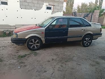 Volkswagen: Volkswagen Passat: 1988 г., Бензин — 5