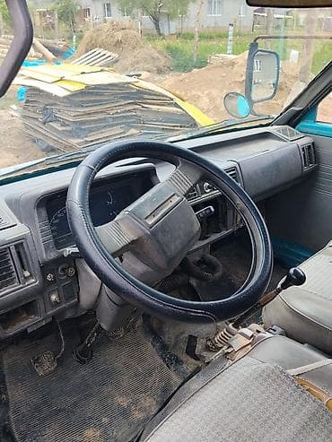 дом на колесах цена бу: Mazda : 1994 г., 2 л, Механика, Дизель, Фургон — 5