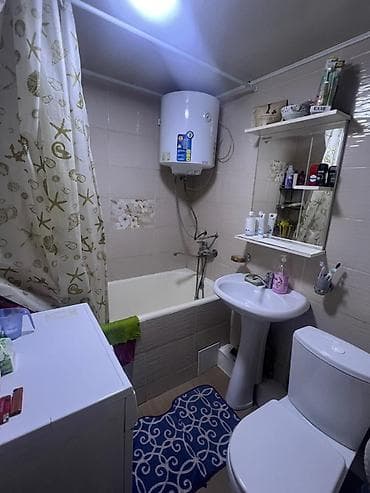 продаю квартиру район азия моол: 1 комната, 42 м², 105 серия, 1 этаж, Евроремонт — 4