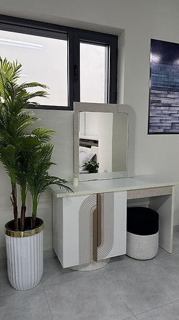 спальный шарнитур: Спальный гарнитур, Новый, Двуспальная кровать, Шкаф, Трюмо, Другая страна производитель, В рассрочку, МДФ, Бесплатная доставка, цвет - Белый — 3