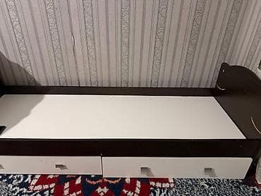 Детская кровать с люлькой и тумбой 8000 сом + кухонный гарнитур 7000