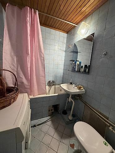 55: Продам 3-комнатную квартиру барачного типа Район Пишпек, ул. Репина / — 8