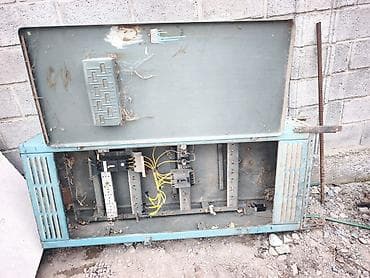 Электрический щит, Металлические