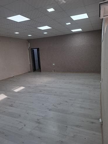 Кыймылсыз мүлк: Кеңселерди ижаралоо, 48 м², Административдик имаратта — 2
