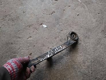 djon dir: Toyota 4runner 215 кроншейнт переднего редуктора, Тойота Сюрф 215 — 2