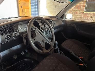 пульт для авто: Volkswagen Golf: 1993 г., 1.8 л, Механика, Бензин, Хэтчбэк — 10
