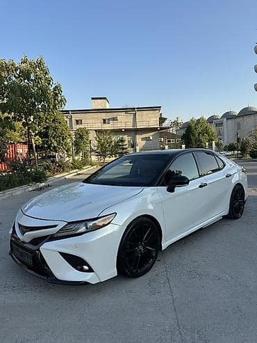 360: Toyota Camry: 2018 г., Автомат, Бензин, Седан — 1