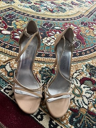 vero moda: Босоножки, 38, 38.5, 39, Stuart Weitzman, Б/у, цвет - Бежевый, Самовывоз — 2
