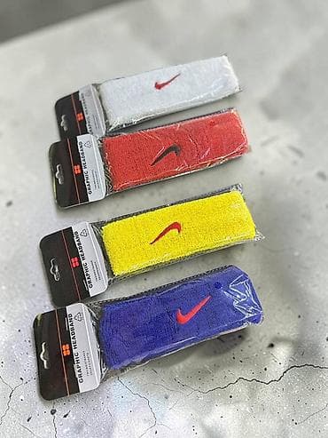 форм: Спортивная повязка на голову Nike Graphic Headband. Мягкая эластичная — 1