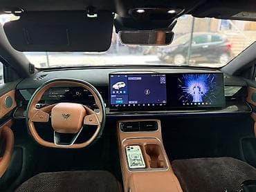 s 550: Voyah : 2024 г., 1.5 л, Автомат, Электромобиль, Кроссовер — 3