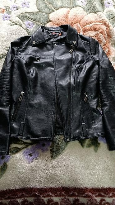 купить кожаный плащ: Женская кожаная косуха (черная) - Классический мотостиль — 1