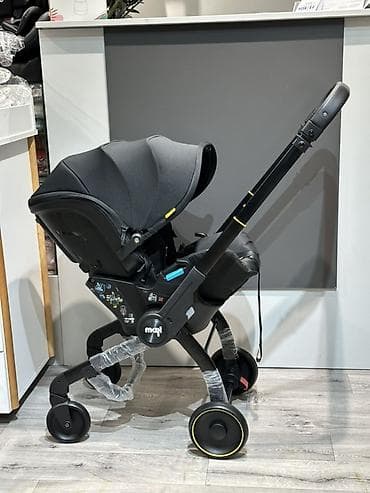 Коляска-трансформер 2‑в‑1 с автолюлькой (группа 0+) на легком шасси -