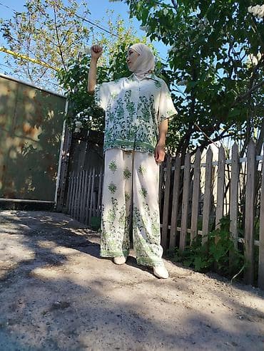 базовое платье: Женский комплект из двух предметов: рубашка свободного кроя и широкие — 4