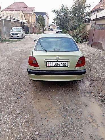 оригин: Toyota Avensis: 2000 г., 2 л, Механика, Дизель, Лифтбек — 5