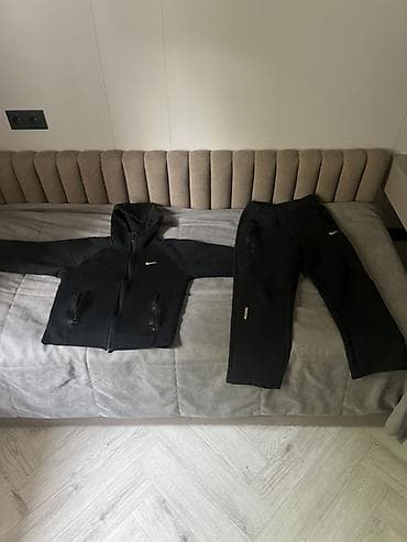 Мужской спортивный костюм, M, Nike, Новый, цвет - Черный, Платная доставка, Самовывоз