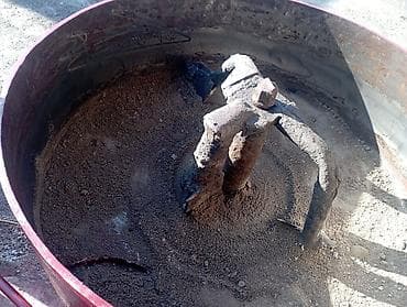 Оборудование для бизнеса: 150 подон 6 штук матрицы тачка 2 штук . Город. Кант — 6