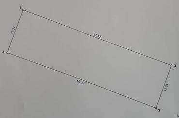 Коммерческая недвижимость: Продаётся 2х комнатный дом с участком, дом старенький, так же есть хоз — 2