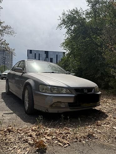 Honda Accord: 2001 г., 2 л, Автомат, Бензин, Седан