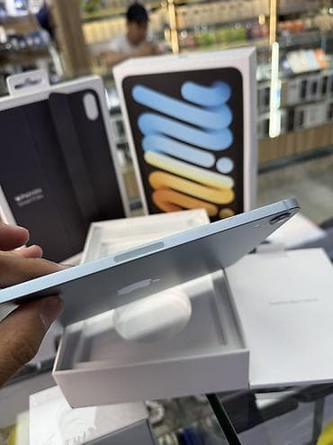 samsung flip3: Планшет, Apple, память 128 ГБ, 8" - 9", 5G, Б/у, Классический цвет - Голубой — 4