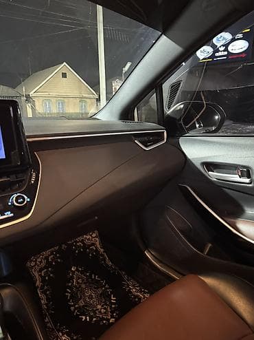 тойота ливин: Toyota Corolla: 2021 г., 1.8 л, Автомат, Гибрид, Седан — 10