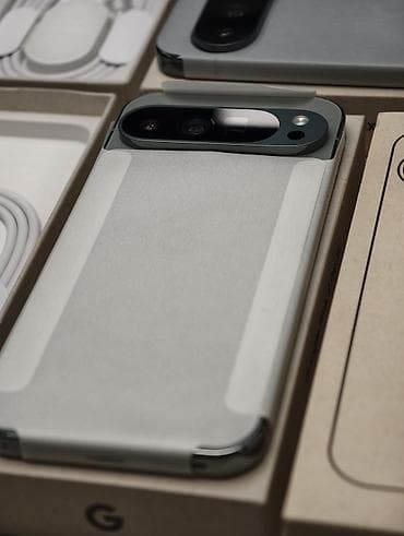lg wing: Google Pixel 10 Pro XL, Новый, 256 ГБ, цвет - Черный, 2 SIM, eSIM — 6