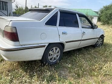 subaru aksent: Daewoo Nexia: 1996 г., 1.5 л, Механика, Седан — 3
