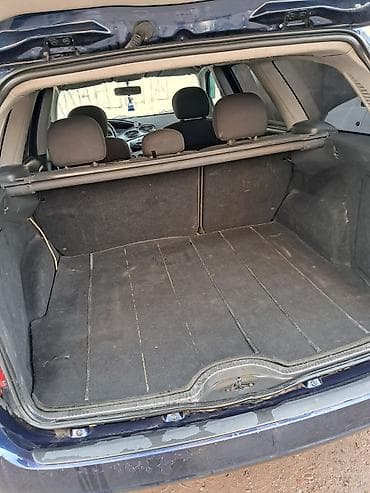 lada 2105: Ford Focus: 2003 г., 1.6 л, Ручные, Бензин, Универсал — 4