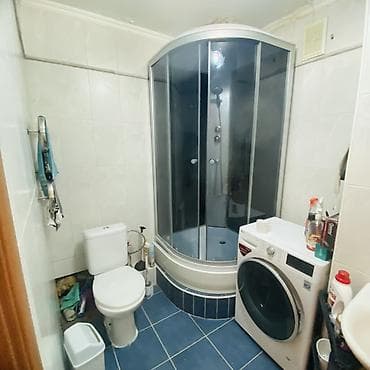 квартира секционного типа: 2 комнаты, 44 м², 104 серия, 3 этаж, Евроремонт — 2