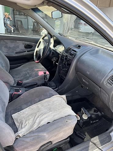 e53 4 8: Mitsubishi Carisma: 1998 г., 1.6 л, Механика, Бензин, Седан — 9