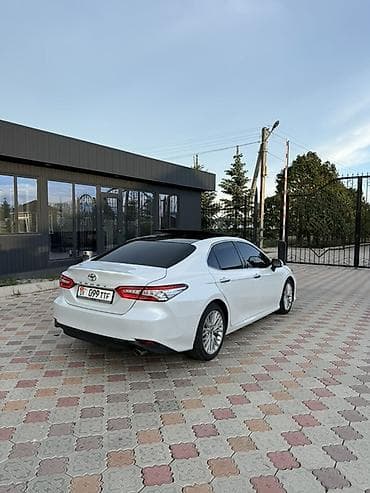 camry 5: Toyota Camry: 2018 г., 2.5 л, Автомат, Бензин, Седан — 5