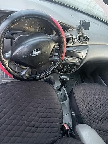 Ford Focus: 2003 г., 2 л, Автомат, Бензин, Седан