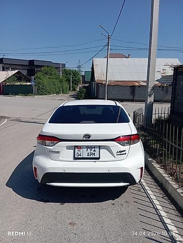 для круп: Toyota Corolla: 2021 г., 1.8 л, Автомат, Гибрид, Седан — 4