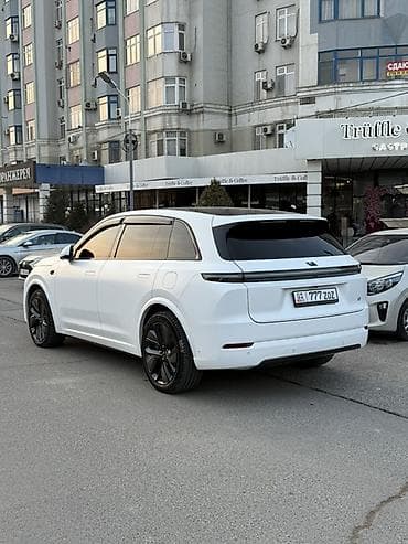 лисян л7: Lixiang L7: 2024 г., Гибрид, Внедорожник — 2