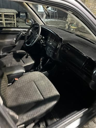 тюнинг голф 3: Volkswagen Vento: 1998 г., Механика, Седан — 9