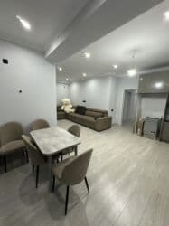 срочная продажа квартир в бишкеке без посредников: 3 комнаты, 87 м², Элитка, 4 этаж, Евроремонт — 28